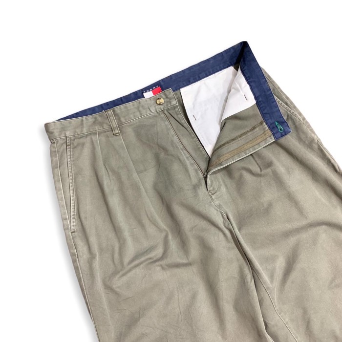 TOMMY HILFIGER 90's Two tuck Chinos | Vintage.City 古着屋、古着コーデ情報を発信