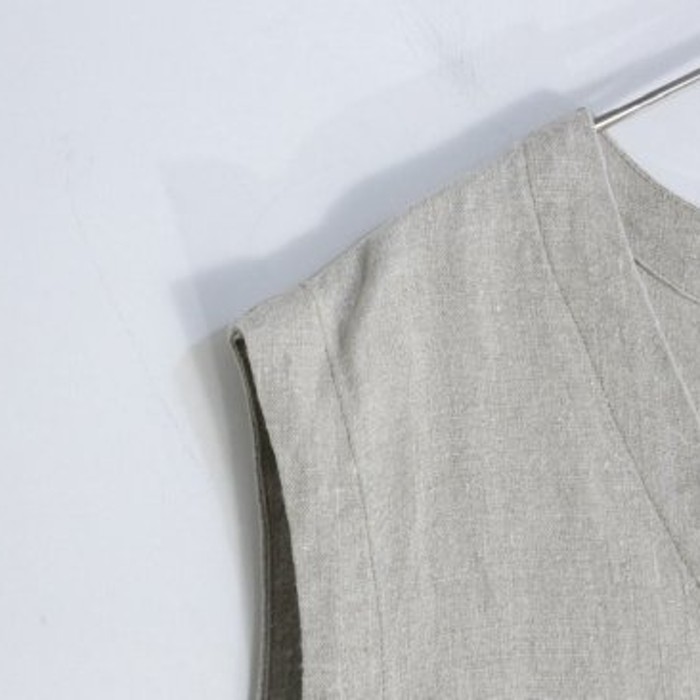 Linen beige button design vest. | Vintage.City Vintage Shops, Vintage Fashion Trends