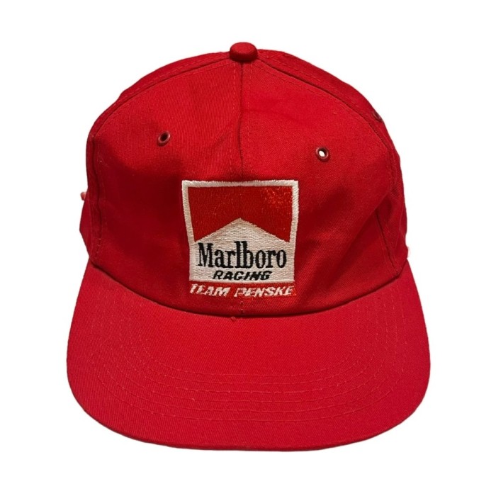 90's MADE in Canada Marlboro Snap Bagcap | Vintage.City