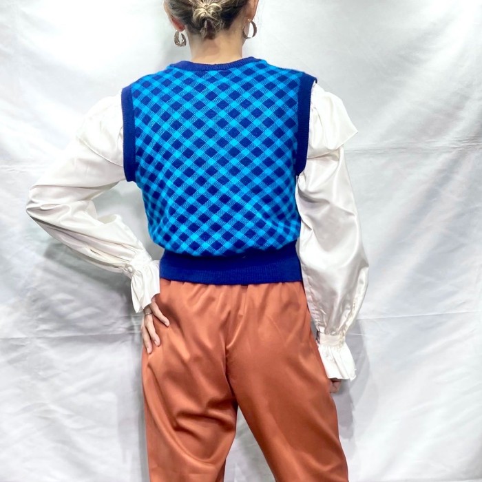 Euro vintage blue plaid knit vest | Vintage.City Vintage Shops, Vintage Fashion Trends