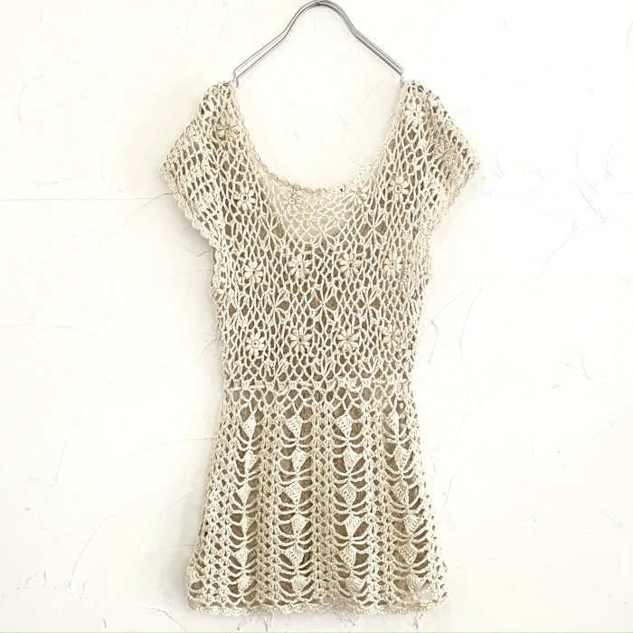 Beige crochet knit french sleeve vest | Vintage.City Vintage Shops, Vintage Fashion Trends