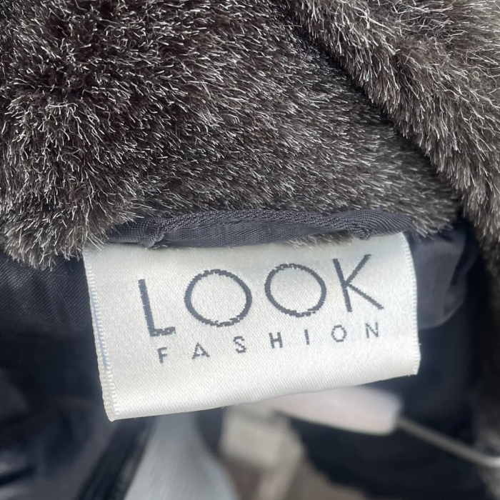 Black polyester × fake fur collar vest | Vintage.City 古着屋、古着コーデ情報を発信