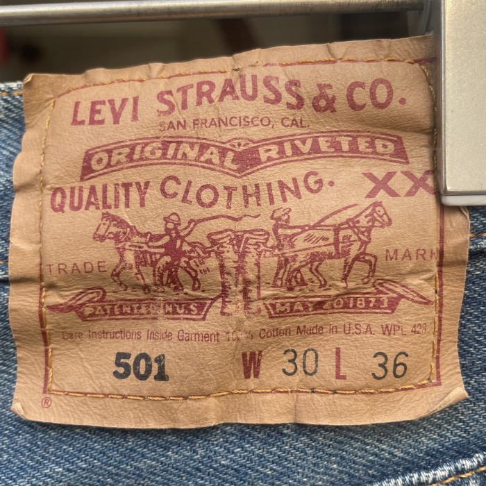90s USA Levi's 501 denim pants | Vintage.City Vintage Shops, Vintage Fashion Trends