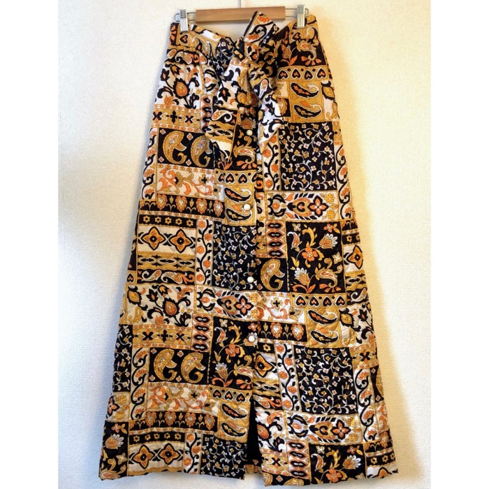 60s Quilted maxi skirt | Vintage.City Vintage Shops, Vintage Fashion Trends