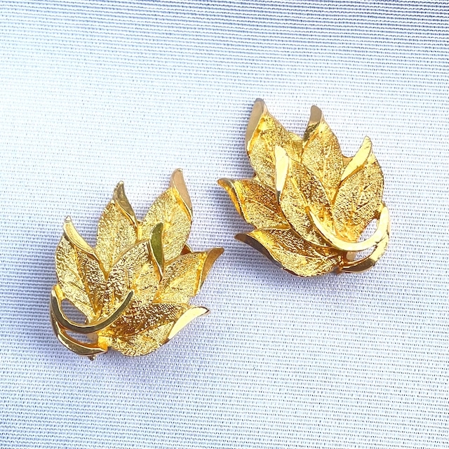 Gold leaf earring