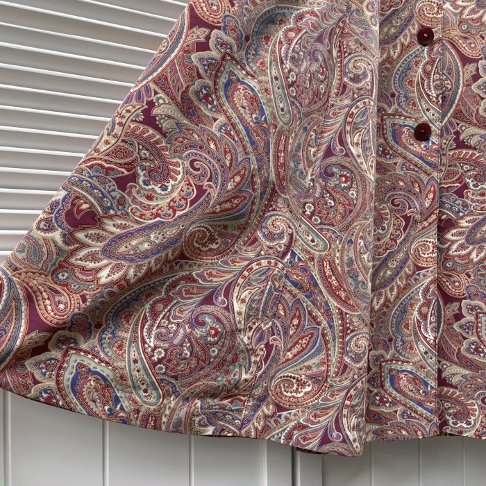 oriental pattern front button skirt | Vintage.City Vintage Shops, Vintage Fashion Trends