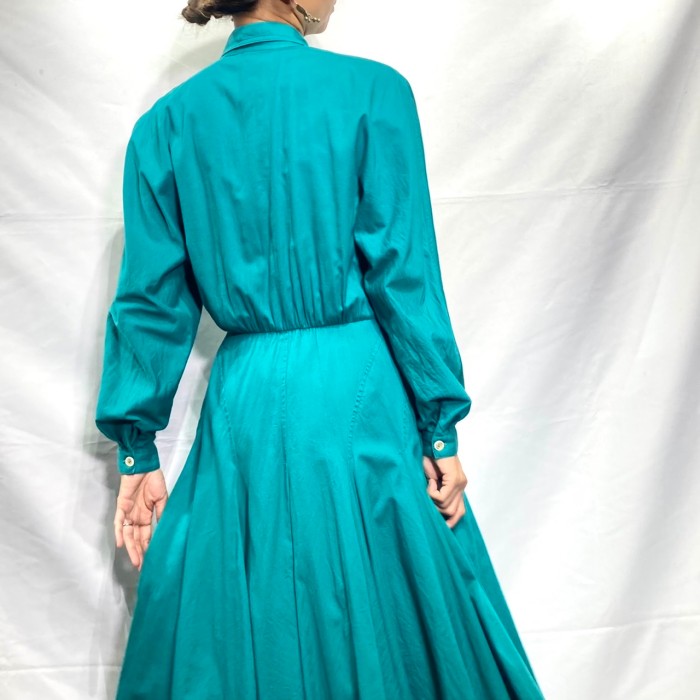 Green volume skirt shirt onepiece | Vintage.City 빈티지숍, 빈티지 코디 정보