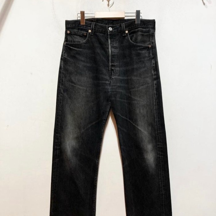 90’s “Levi’s” 501 Black Denim Pants USA | Vintage.City 빈티지숍, 빈티지 코디 정보