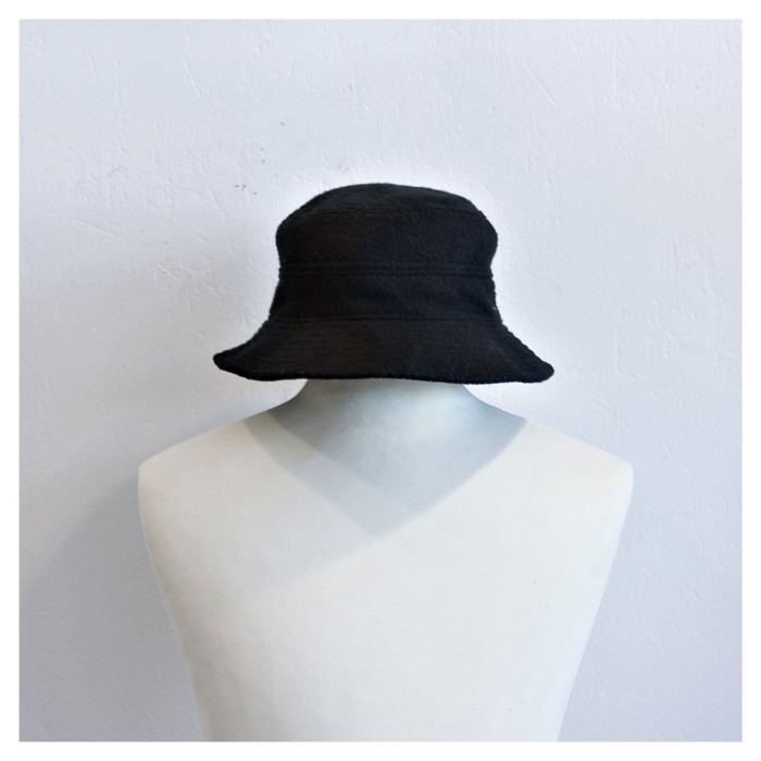 Old Black Fleece Hat | Vintage.City Vintage Shops, Vintage Fashion Trends