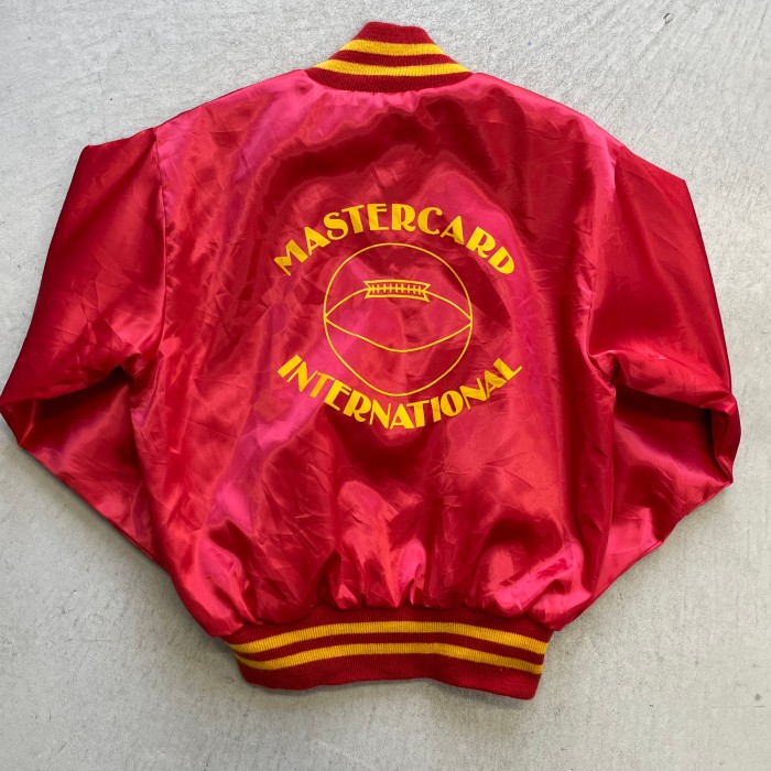 80s fordham red stadium jumper | Vintage.City Vintage Shops, Vintage Fashion Trends