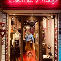 Cadillac Vintage | Discover unique vintage shops in Japan on Vintage.City