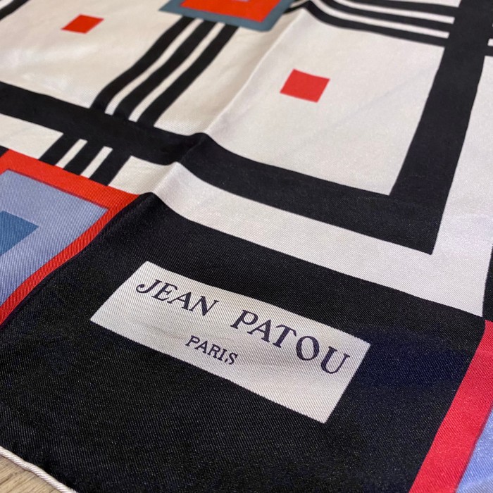 JEAN PATOU ジャンパトゥ シルクの大判スカーフ | Vintage.City
