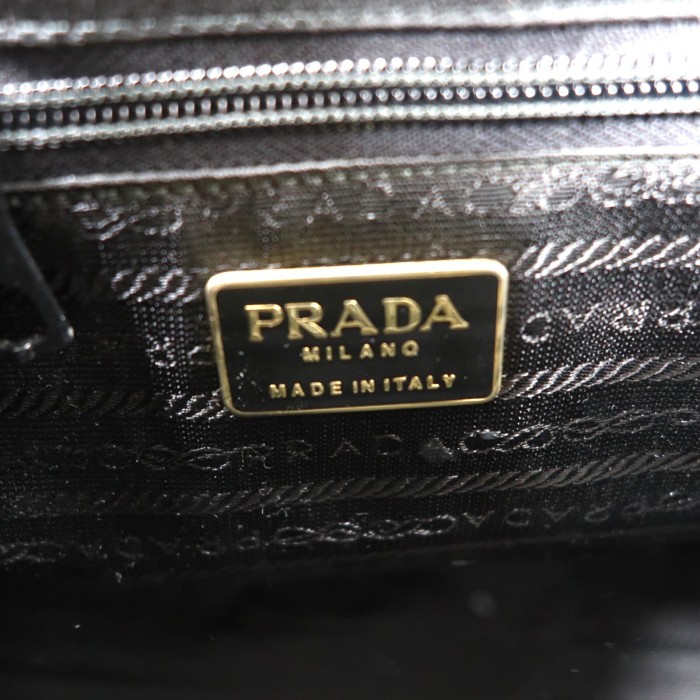 PRADA ハンドバッグ ブラック サテン イタリア製 | Vintage.City 古着屋、古着コーデ情報を発信