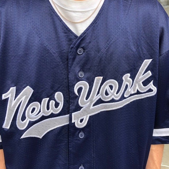 6655. 90s MLB ニューヨークヤンキース ベースボールシャツ 刺繍ロゴ