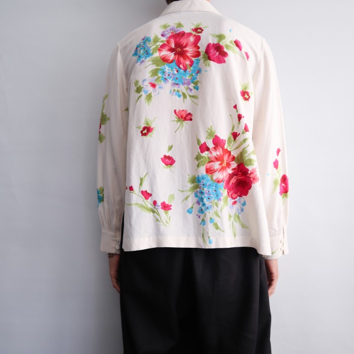beautiful flower art shirt white | Vintage.City Vintage Shops, Vintage Fashion Trends