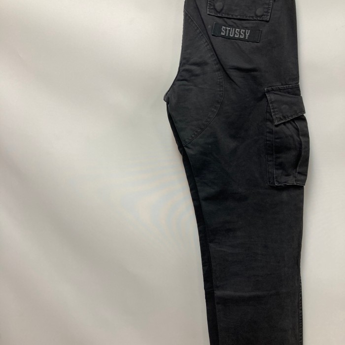 Stussy black cargo pants w30 | Vintage.City 古着屋、古着コーデ情報を発信