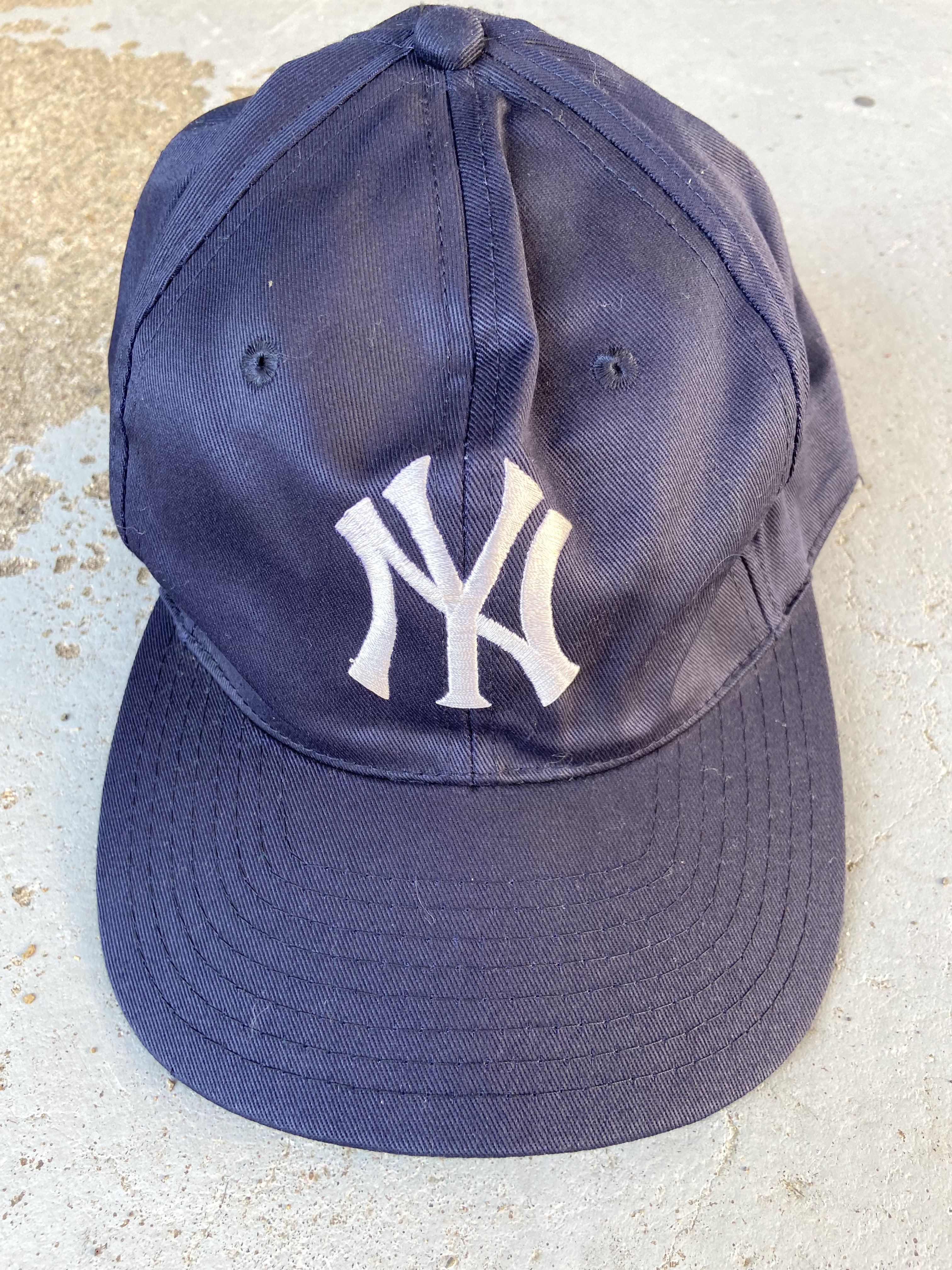 VINTAGE 90s MLB New York Yankees cap