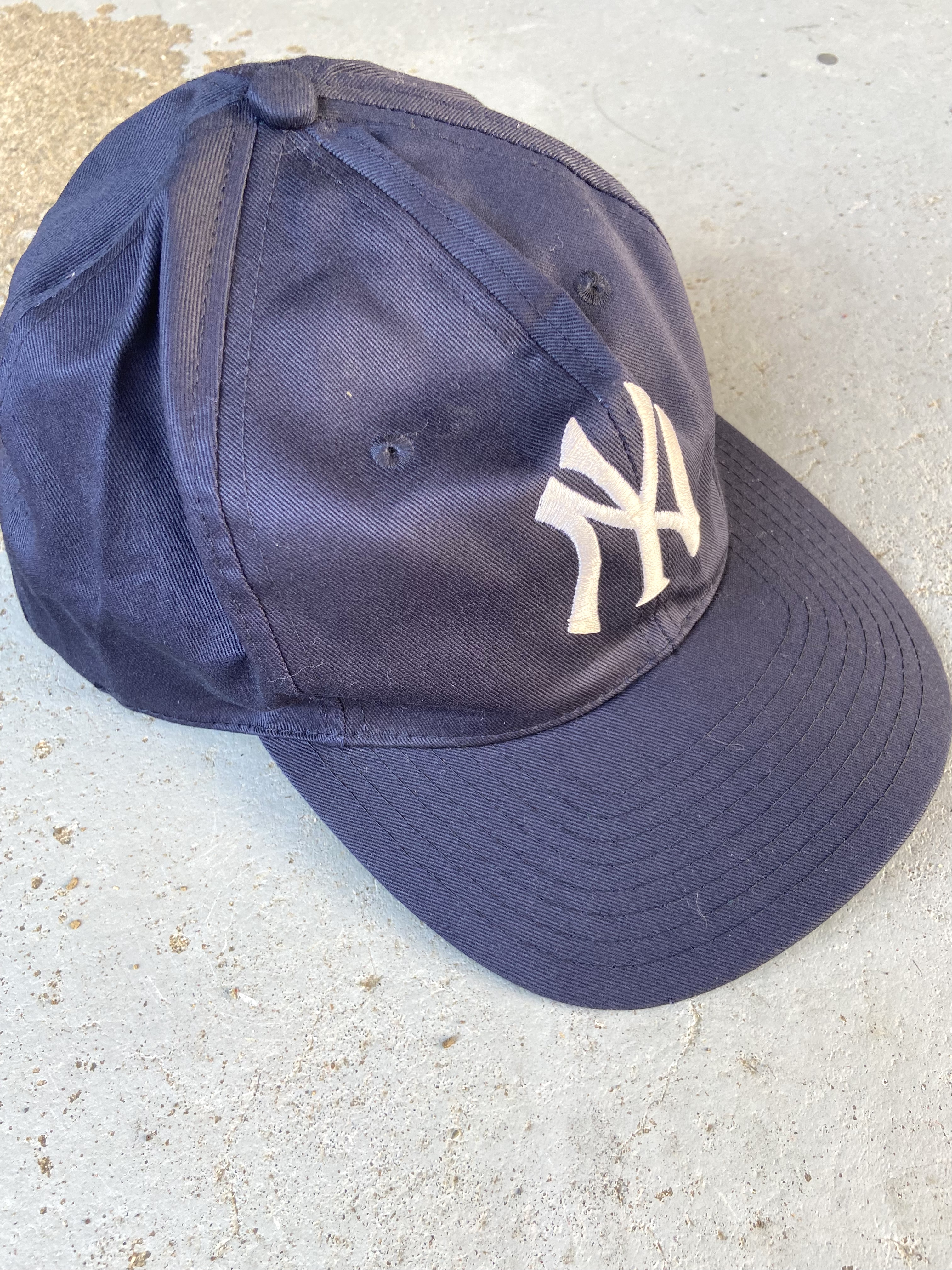 VINTAGE 90s MLB New York Yankees cap | Vintage.City