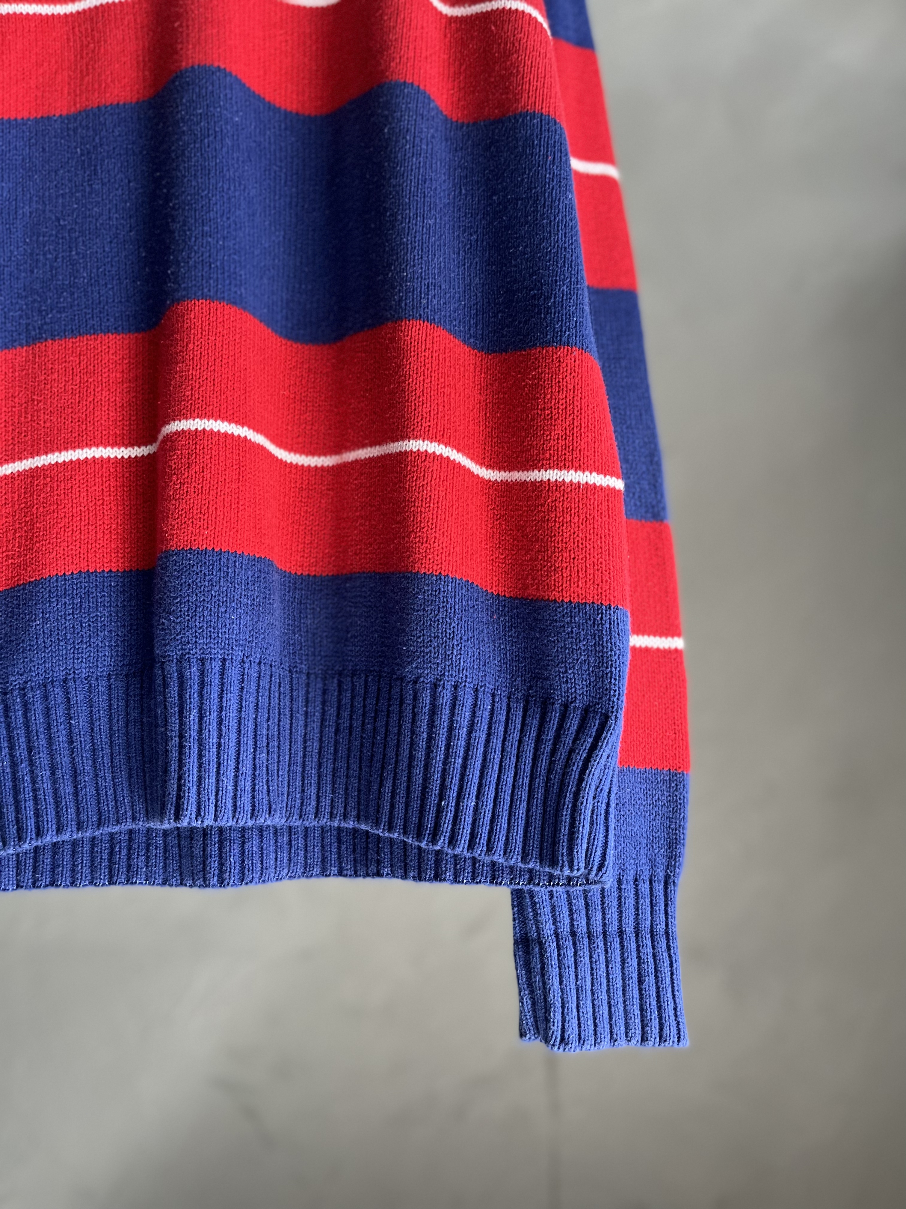 red&blue border pattern cotton sweater