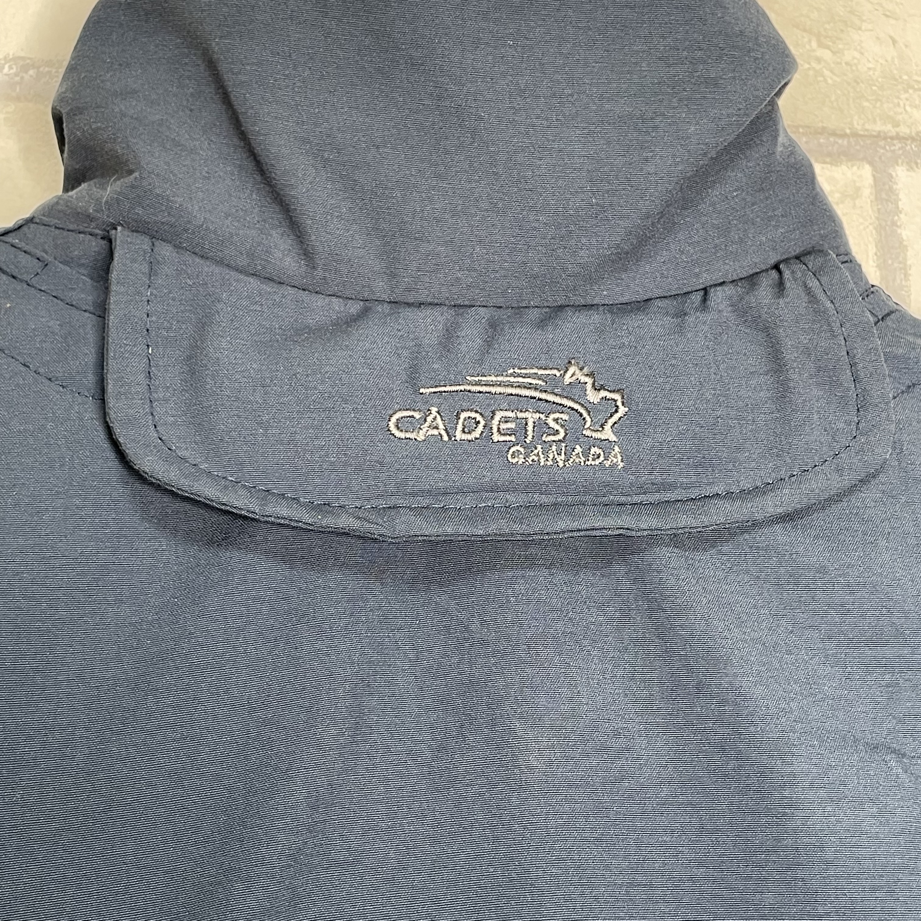 【カナダ軍】CADETS   コート　L　インナーフリース付き　刺繍
