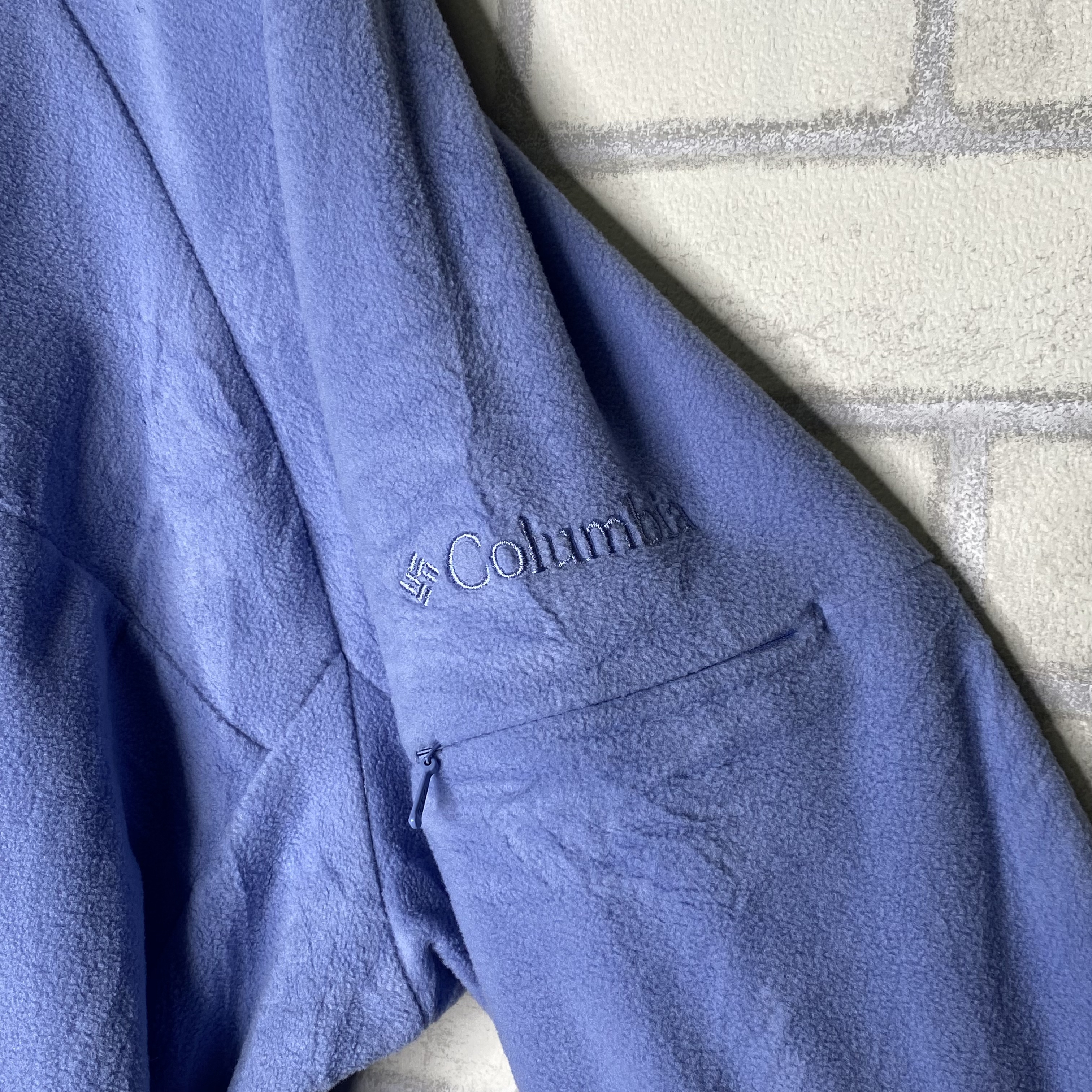 【90's】【Made in USA】【ラグランスリーブ】Columbia