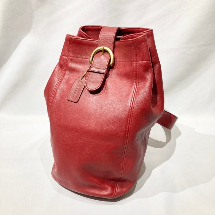 Old coach red leather one shoulder bag | Vintage.City 古着屋、古着コーデ情報を発信
