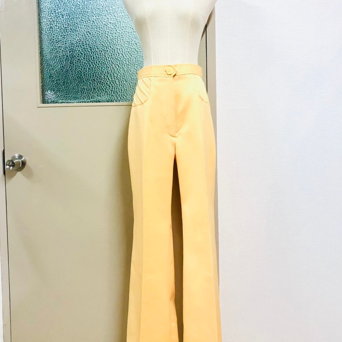 70s Yellow flared poly pants | Vintage.City 古着屋、古着コーデ情報を発信