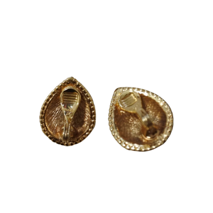 Monet Big Drop Pearl Earrings Gold | Vintage.City 古着屋、古着コーデ情報を発信
