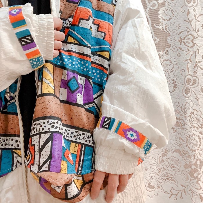 native pattern nylon jacket | Vintage.City 古着屋、古着コーデ情報を発信