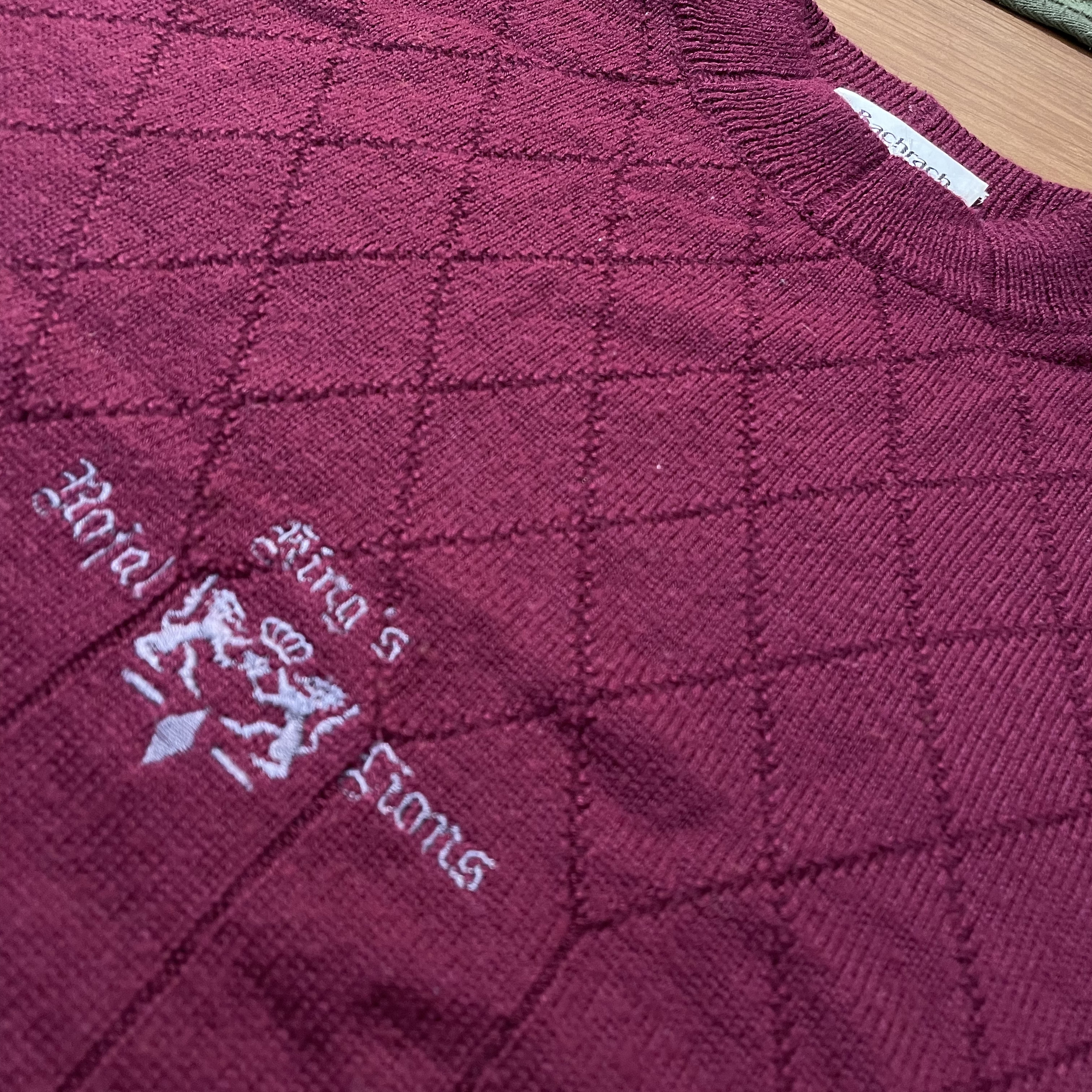 イタリア製　メルヘンチック　可愛い〜アップリケ&刺繍　セーター　wool 50%