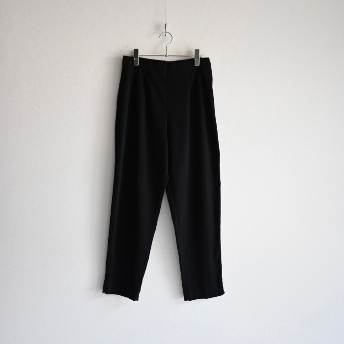 black simple pants | Vintage.City 古着屋、古着コーデ情報を発信