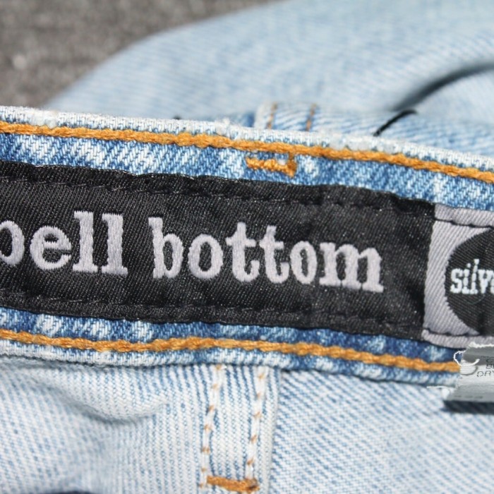 90s Levi's silver tab bell bottom | Vintage.City 古着屋、古着コーデ情報を発信