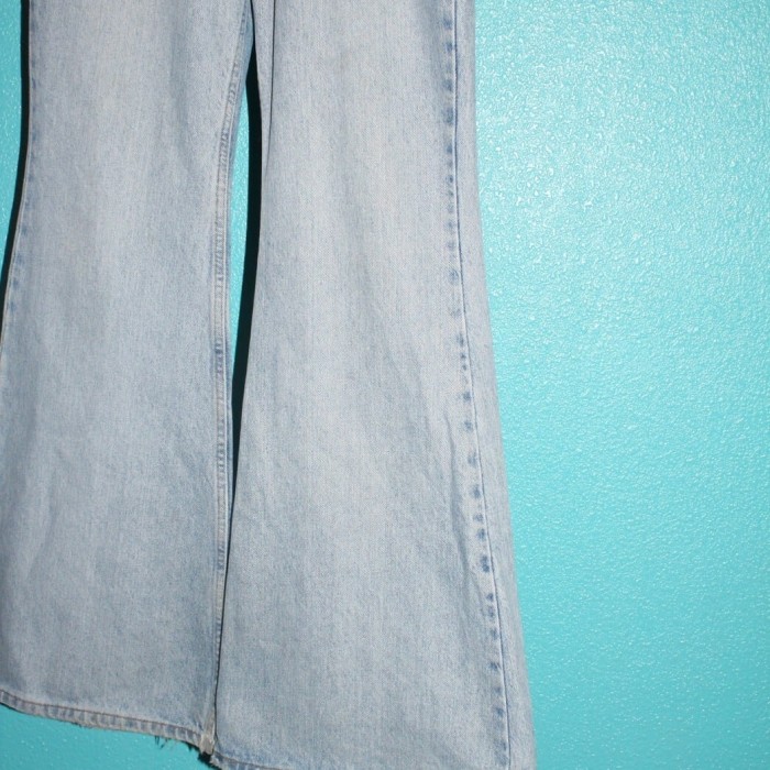 90s Levi's silver tab bell bottom | Vintage.City 古着屋、古着コーデ情報を発信
