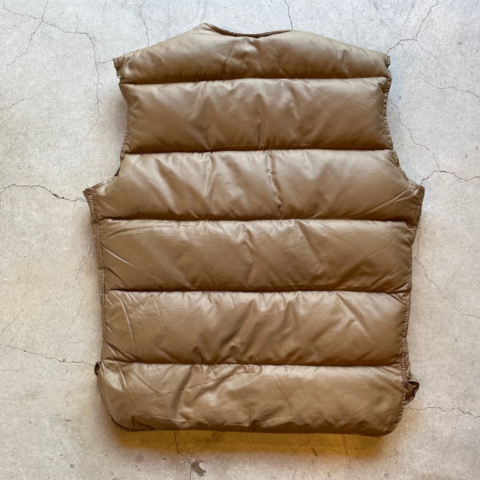 70s DOWN VEST Collarless size M col Brow | Vintage.City 古着屋、古着コーデ情報を発信