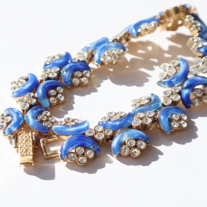 80s vintage blue rhinestone bracelet | Vintage.City 古着屋、古着コーデ情報を発信