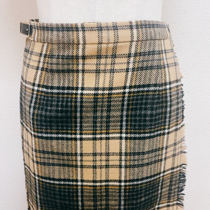 ヴィンテージ　ウール巻きスカート　ベージュ　黒　チェック柄　スコットランド製 | Vintage.City 빈티지숍, 빈티지 코디 정보