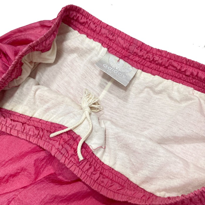 80s adidas embroidered pink nylon pants | Vintage.City Vintage Shops, Vintage Fashion Trends