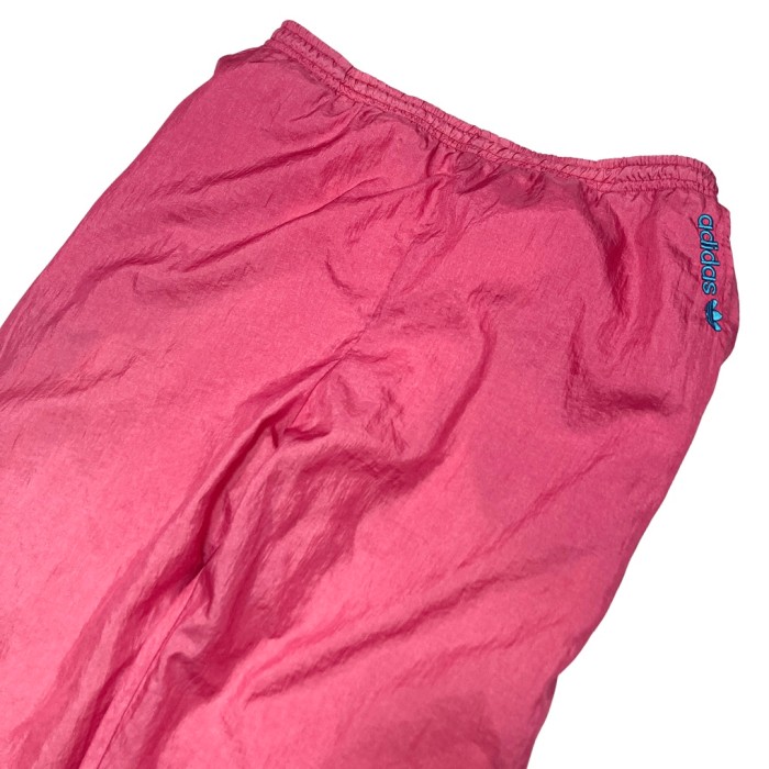 80s adidas embroidered pink nylon pants | Vintage.City 古着屋、古着コーデ情報を発信