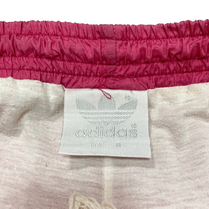 80s adidas embroidered pink nylon pants | Vintage.City Vintage Shops, Vintage Fashion Trends