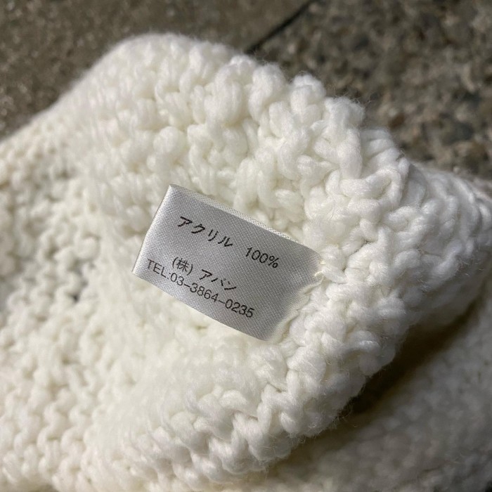 white EAR FLAP knit cap | Vintage.City 古着屋、古着コーデ情報を発信