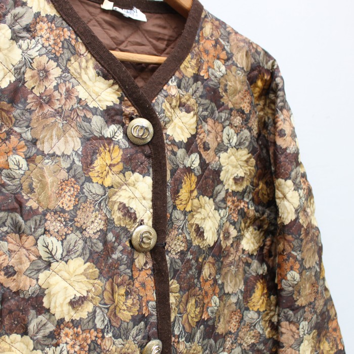 EU VINTAGE ヨーロッパ古着花柄デザインキルティングジャケット | Vintage.City 古着屋、古着コーデ情報を発信