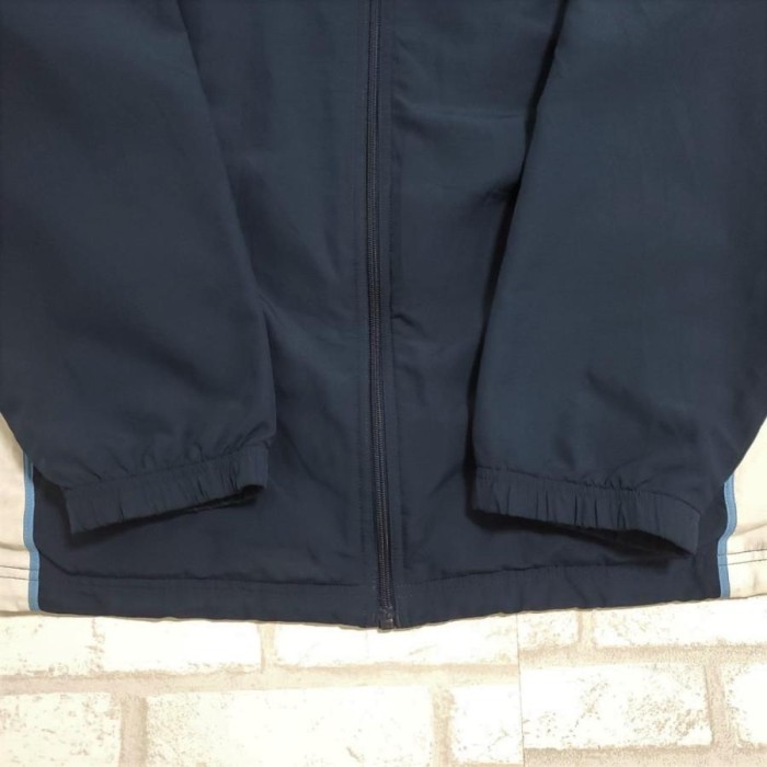 【658】Reebokナイロンジャケット　青・紺　XLサイズ　ポリ100 | Vintage.City 古着屋、古着コーデ情報を発信