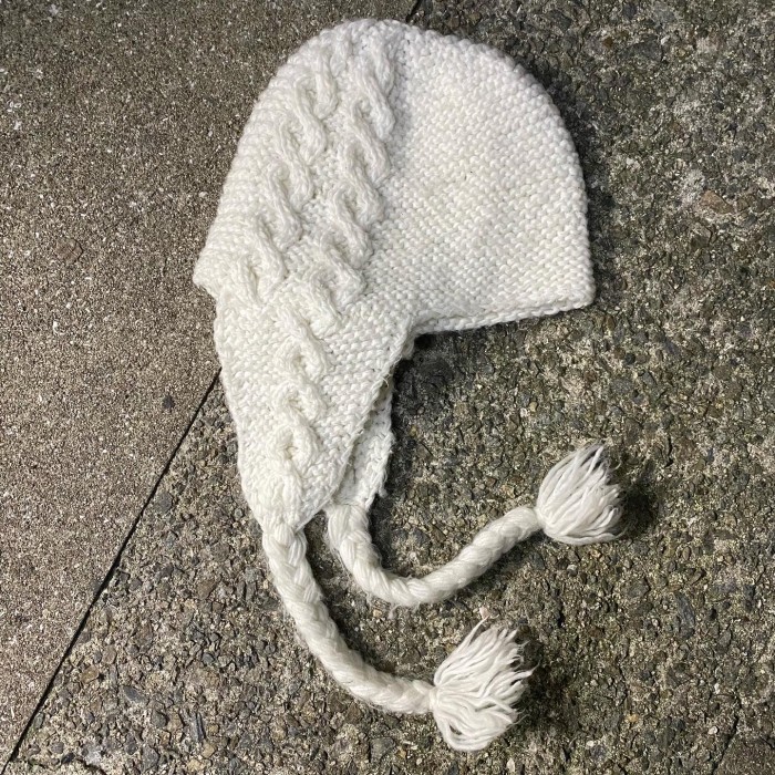 white EAR FLAP knit cap | Vintage.City 빈티지숍, 빈티지 코디 정보
