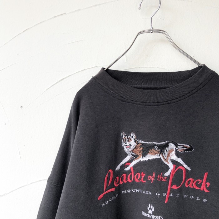 Animal embroidery sweat shirt オオカミ 刺繍 | Vintage.City Vintage Shops, Vintage Fashion Trends