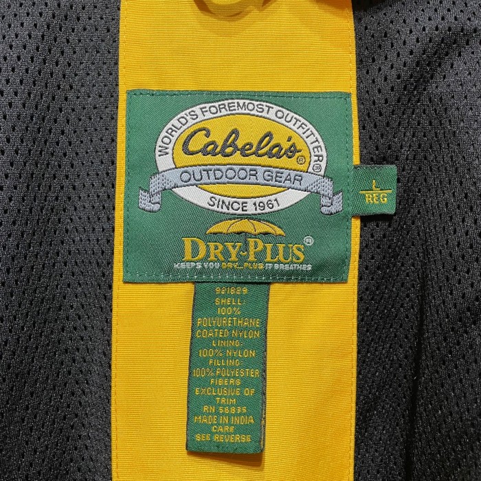 “Cabela’s” Padded Nylon Tech Jacket | Vintage.City Vintage Shops, Vintage Fashion Trends
