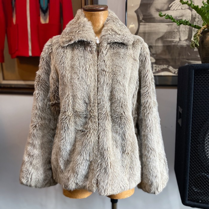 70’s WHITE STAG fake fur jacket | Vintage.City Vintage Shops, Vintage Fashion Trends