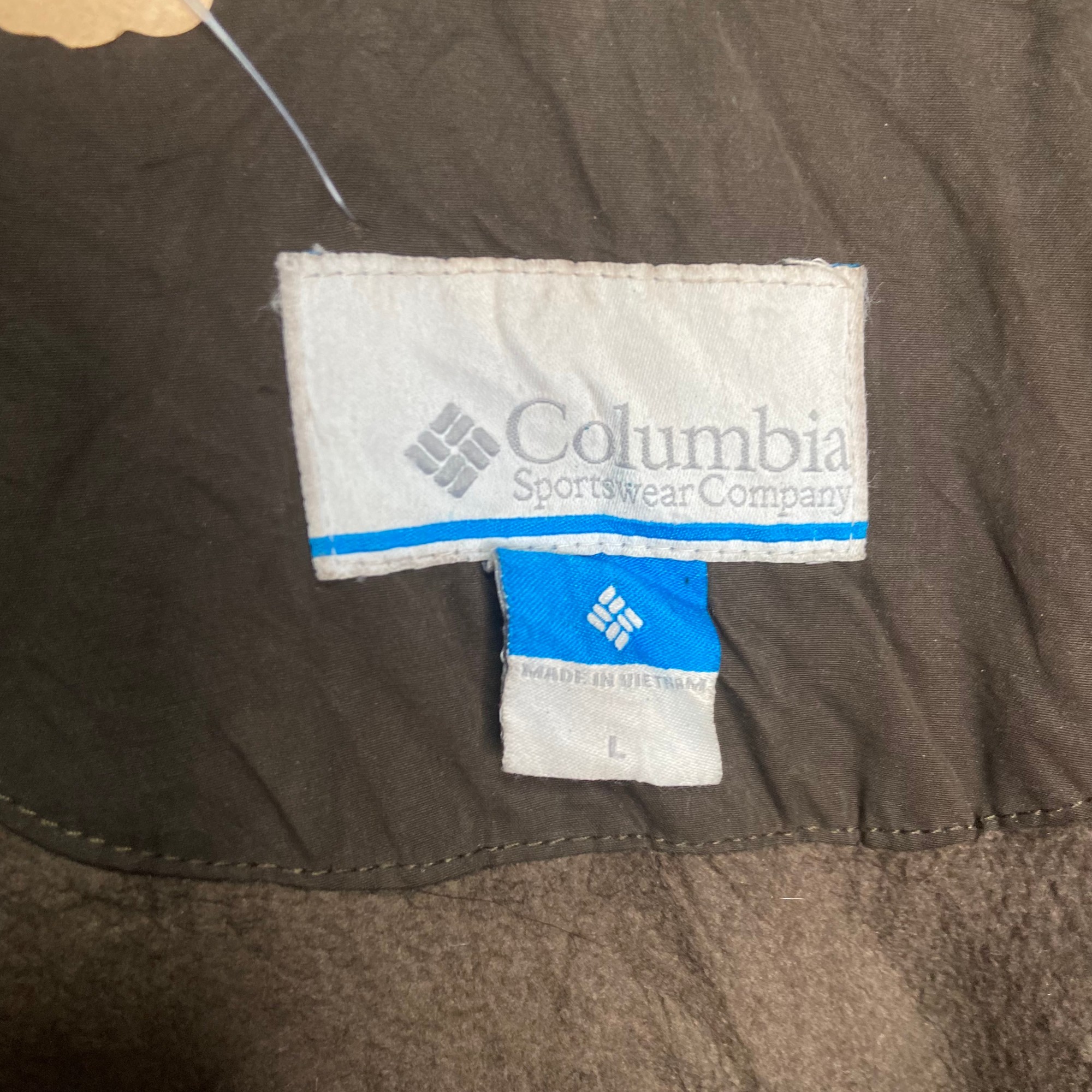 Columbia   マウンテンジャケット　L   刺繍　裏地フリース