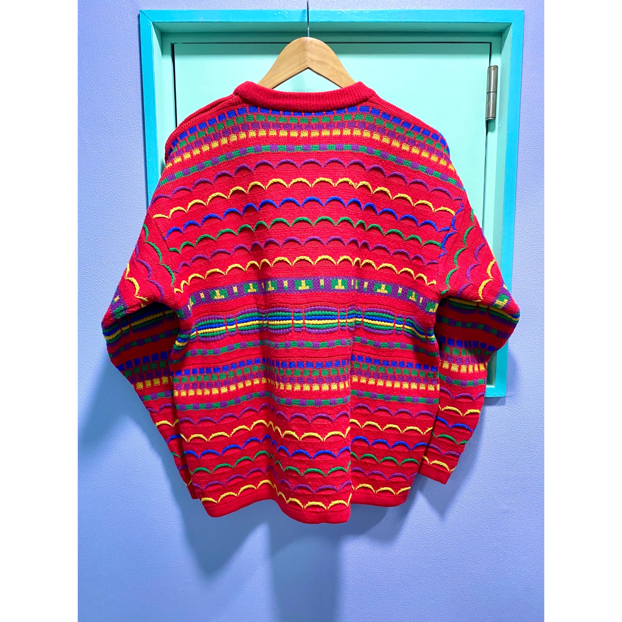used／3D design knit sweater