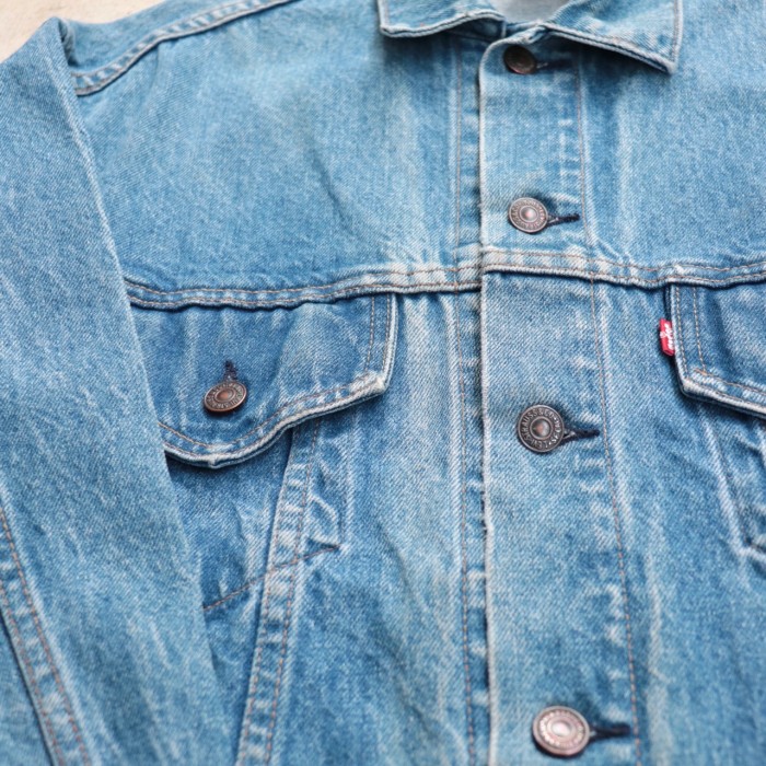 Vintage Levis loose fit denim jacket | Vintage.City 古着屋、古着コーデ情報を発信