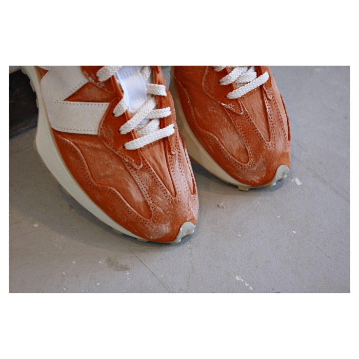 (NEW) “New Balance” 327 Vintage Orange | Vintage.City Vintage Shops, Vintage Fashion Trends